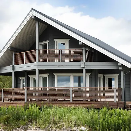 Apr Holiday home *